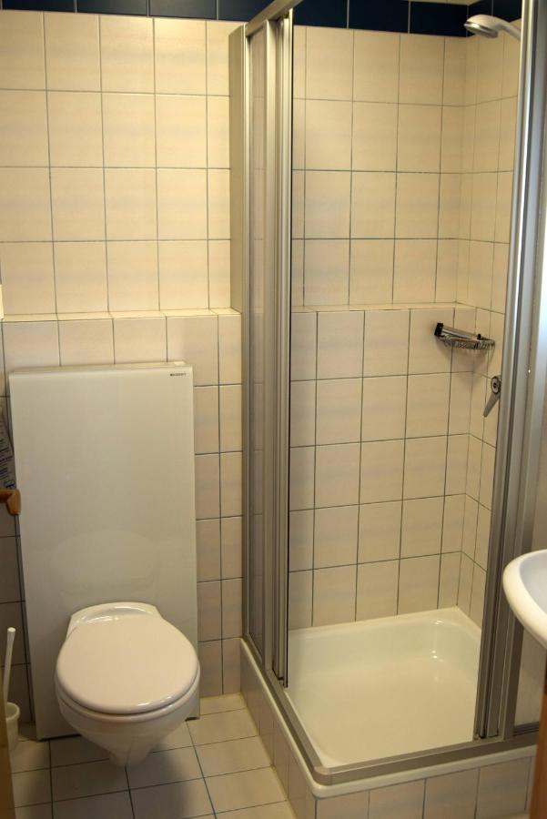 Hotel Gasthof Zum Loewen Velburg Rum bild